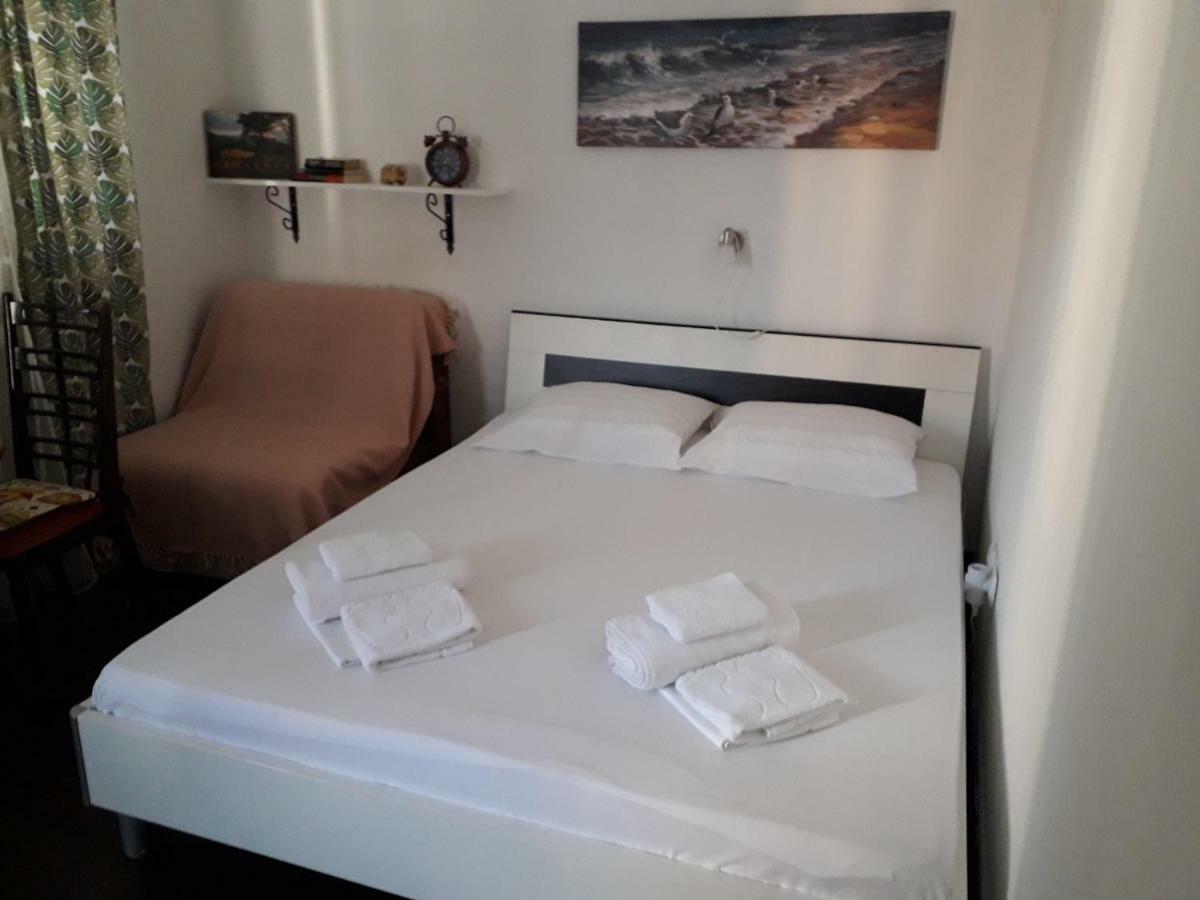 Apartmani Petrija Prčanj Exterior foto